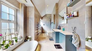 ensuite bathroom to bed 1- click for photo gallery